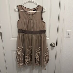 Ryu Women's Brown Beige Dress Flower Design Net Overlay Size Medium